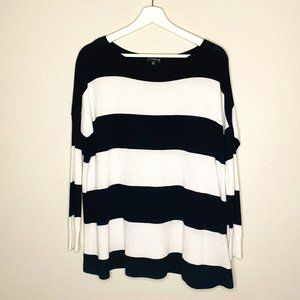 Express Oversized Striped Sweater, size XS, black/white